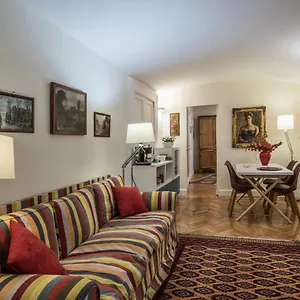Bed & Breakfast Baru In Chiaia